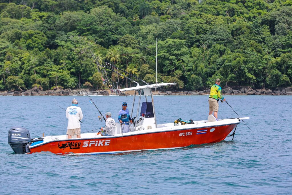 Fishing in Drake Bay