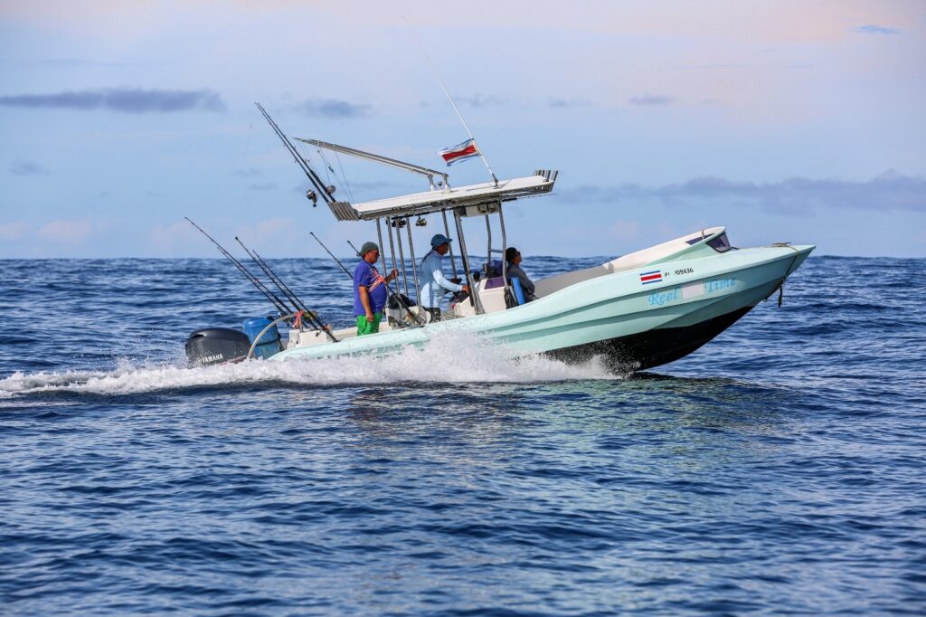 Fishing in Drake Bay